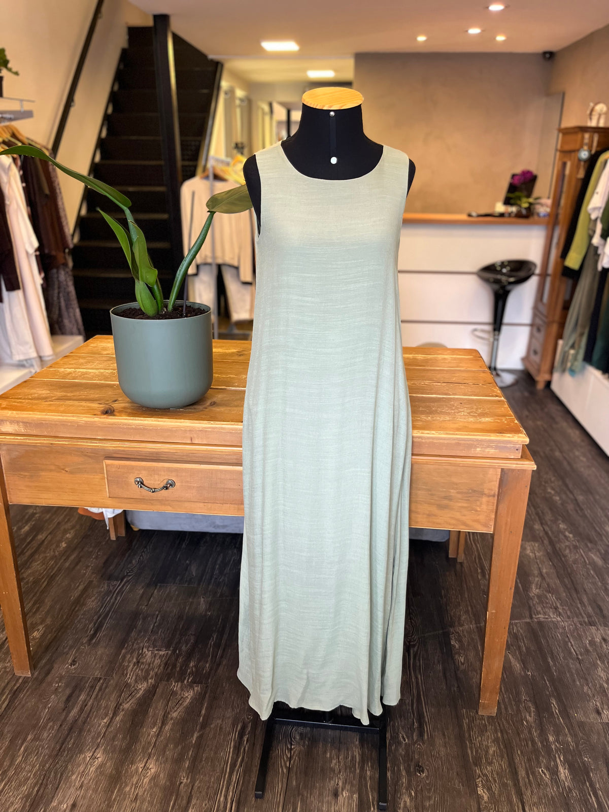 VESTIDO PRINCESA LONGO COM BOLSO MIX DECLARI