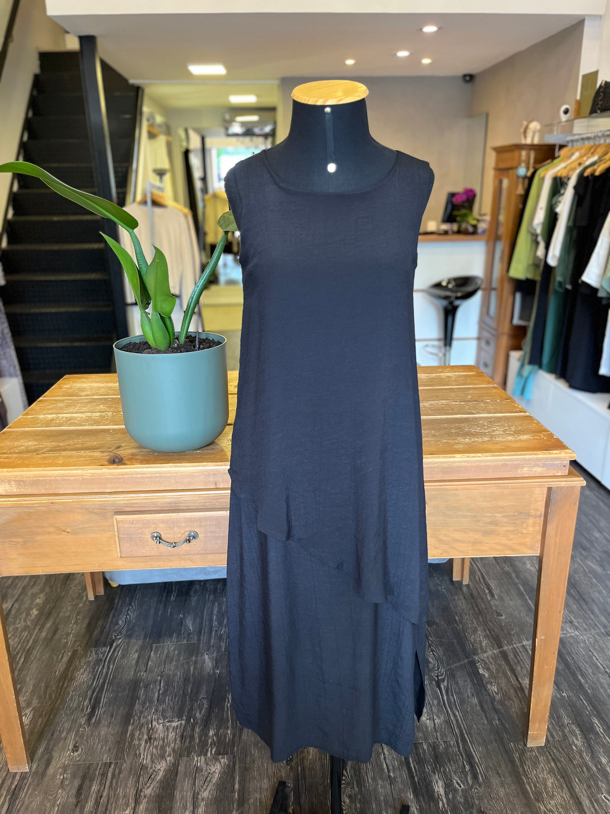 VESTIDO CAMADAS ASSIMÉTRICAS EM MIX DECLARI