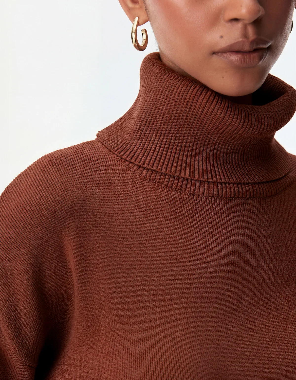BLUSA TRICOT GOLA AMPLA SHOULDER