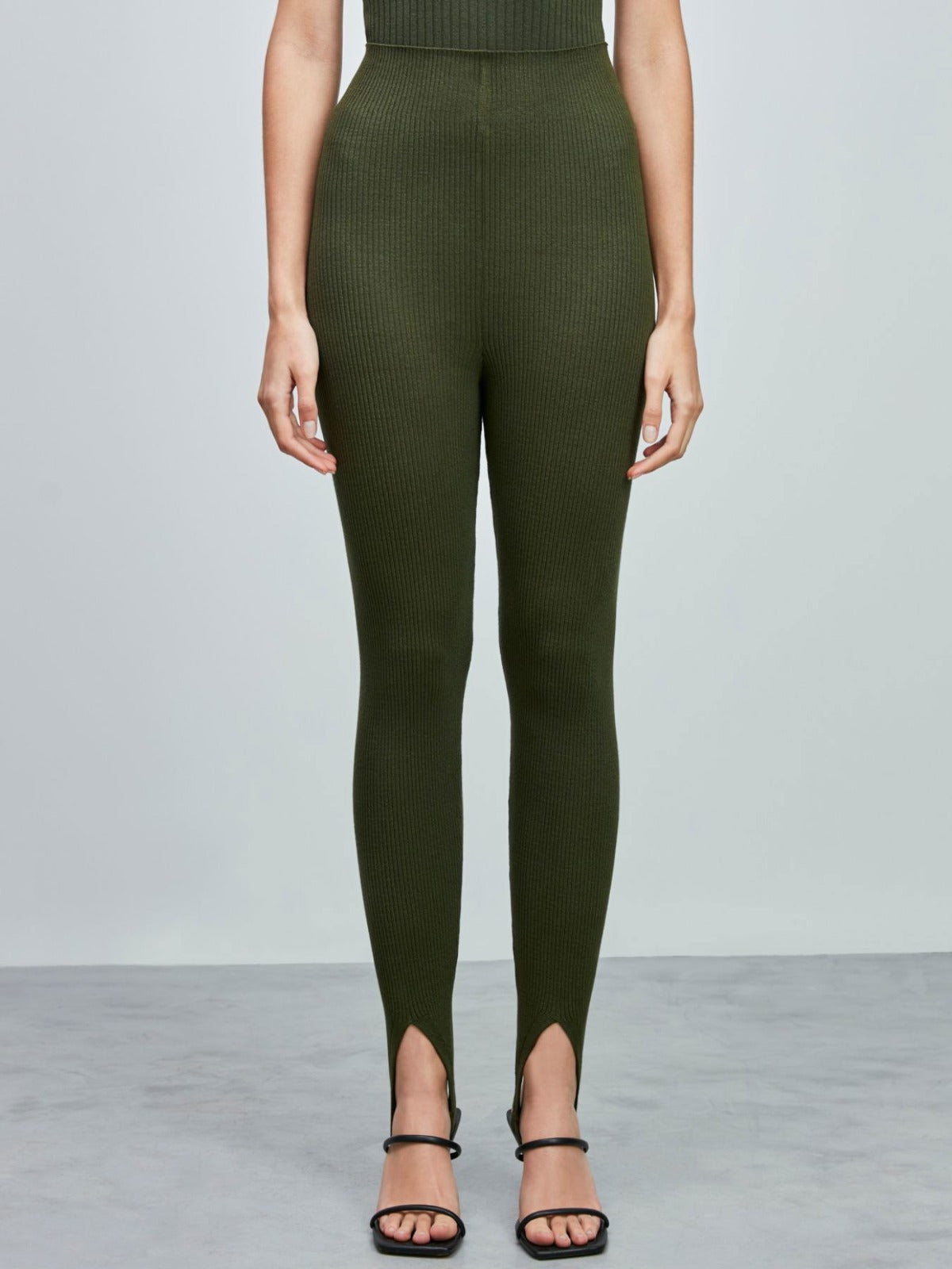 CALÇA FUSEAU PEZINHO