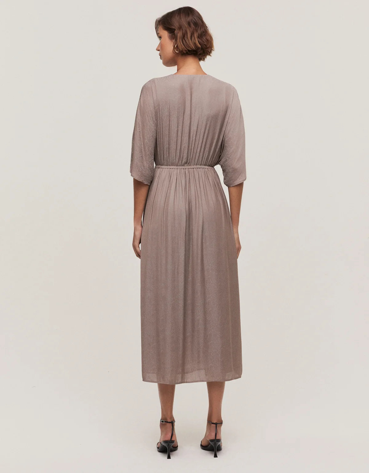 VESTIDO JACQUARD ACETINADO SHOULDER