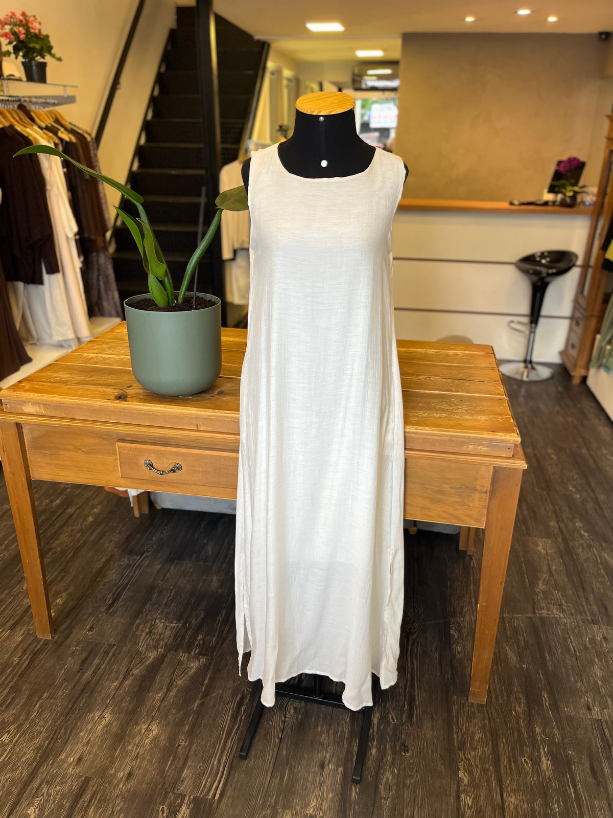 VESTIDO PRINCESA LONGO COM BOLSO MIX DECLARI