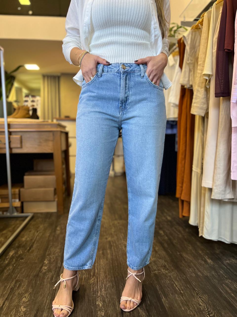 CALÇA BARREL JEANS CLARO SHOULDER