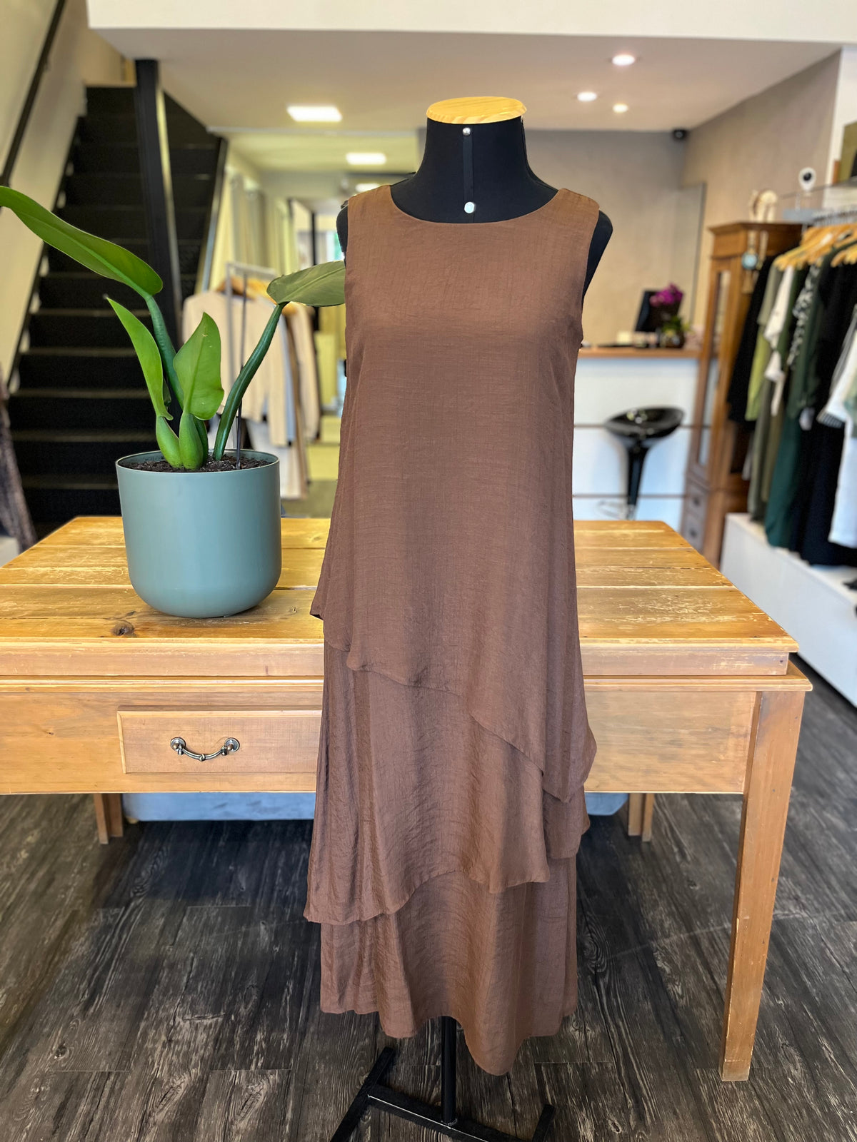 VESTIDO CAMADAS ASSIMÉTRICAS EM MIX DECLARI