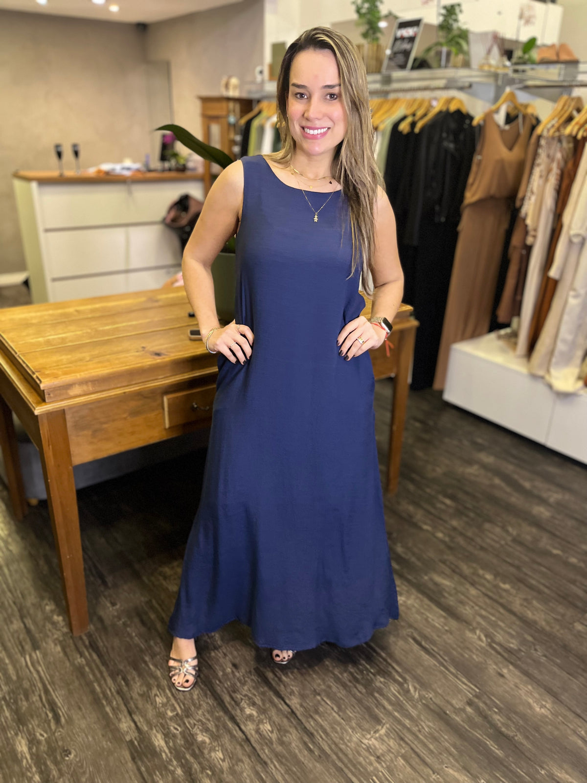 VESTIDO PRINCESA LONGO COM BOLSO MIX DECLARI