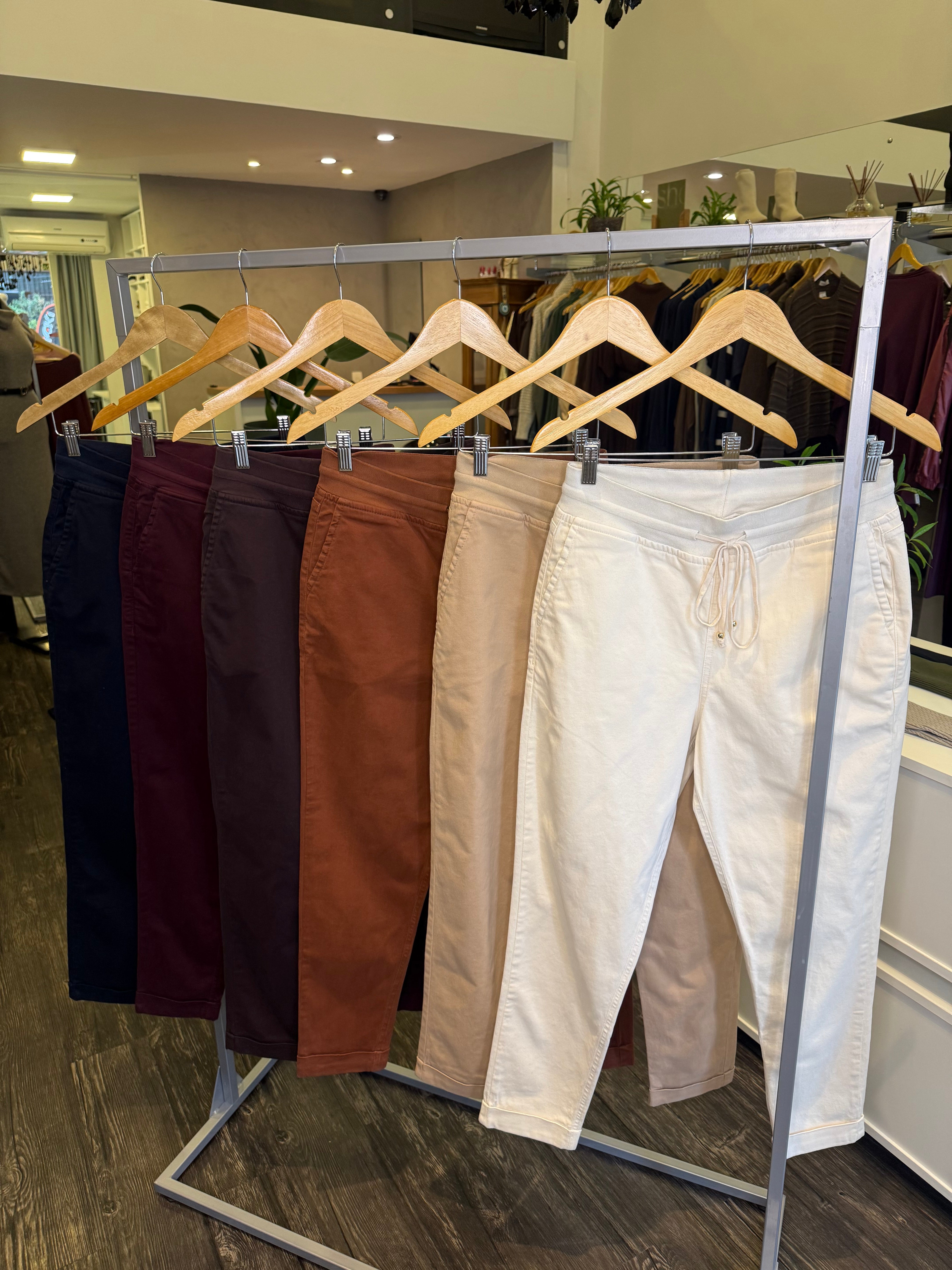 CALÇA SARJA CÓS MALHA ANSELMI