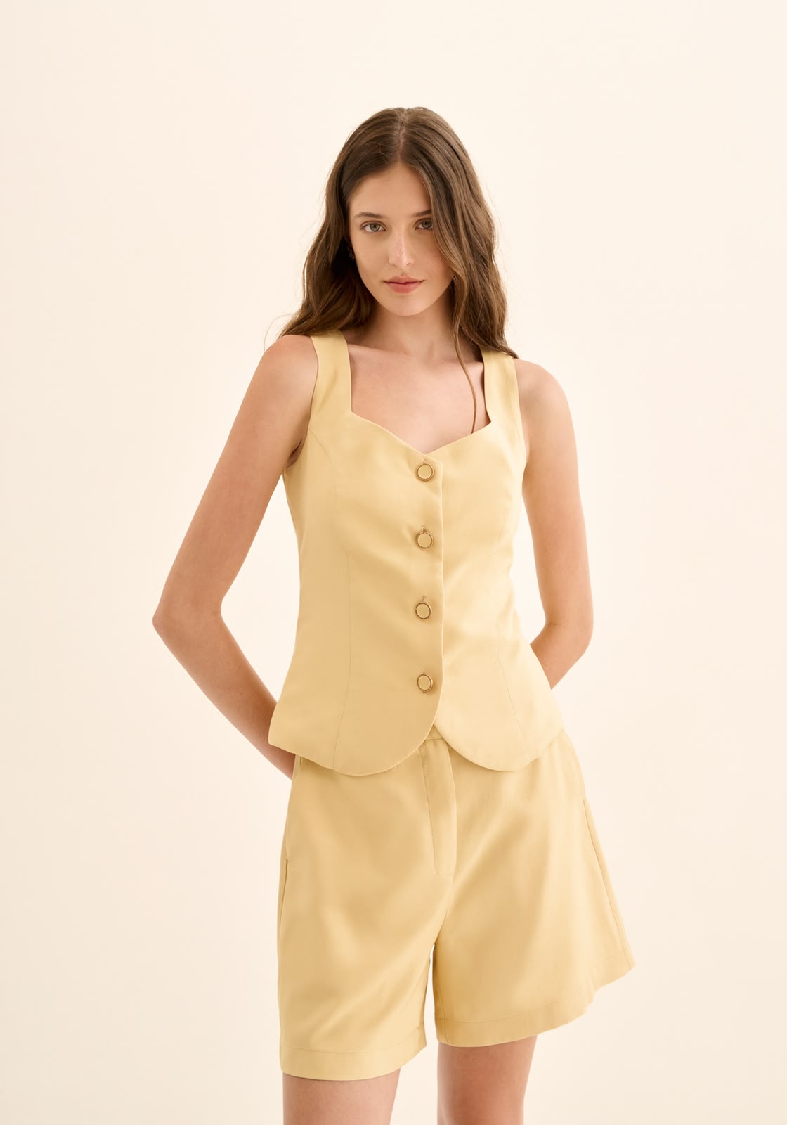 BLUSA DE ALÇAS EM ALFAIATARIA LEZ A LEZ
