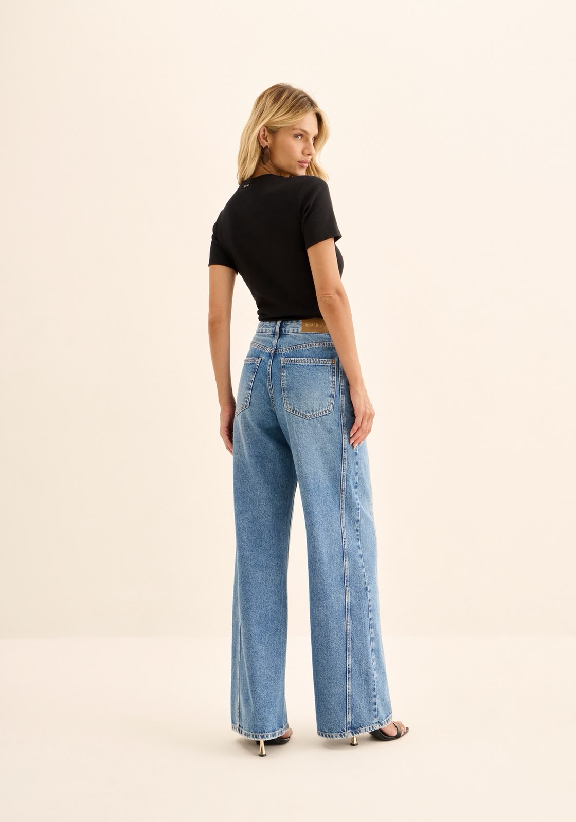 CALÇA JEANS WIDE LEG LEZ A LEZ