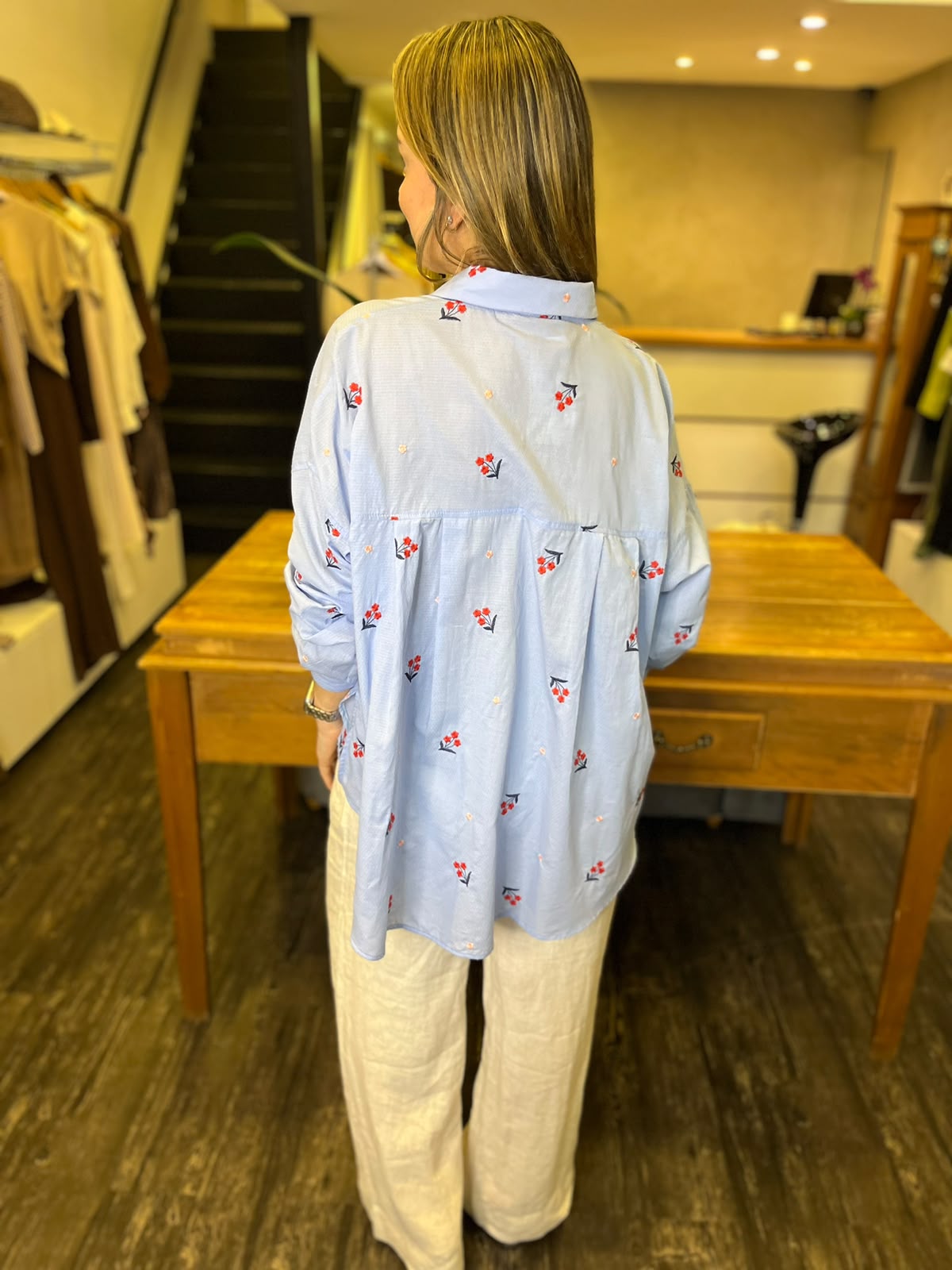 CAMISA BORDADA BIAMAR
