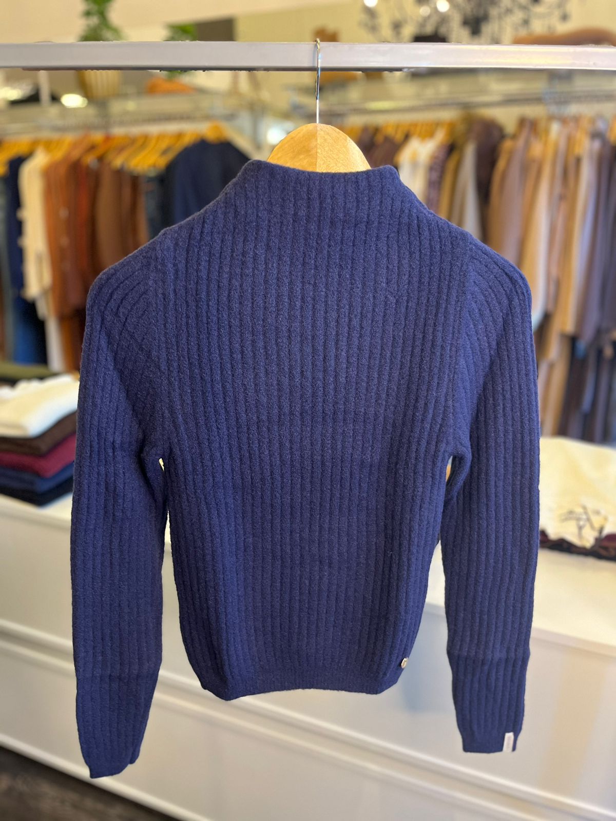 BLUSA FIO PLUMA GOLA MEDIA BIAMAR