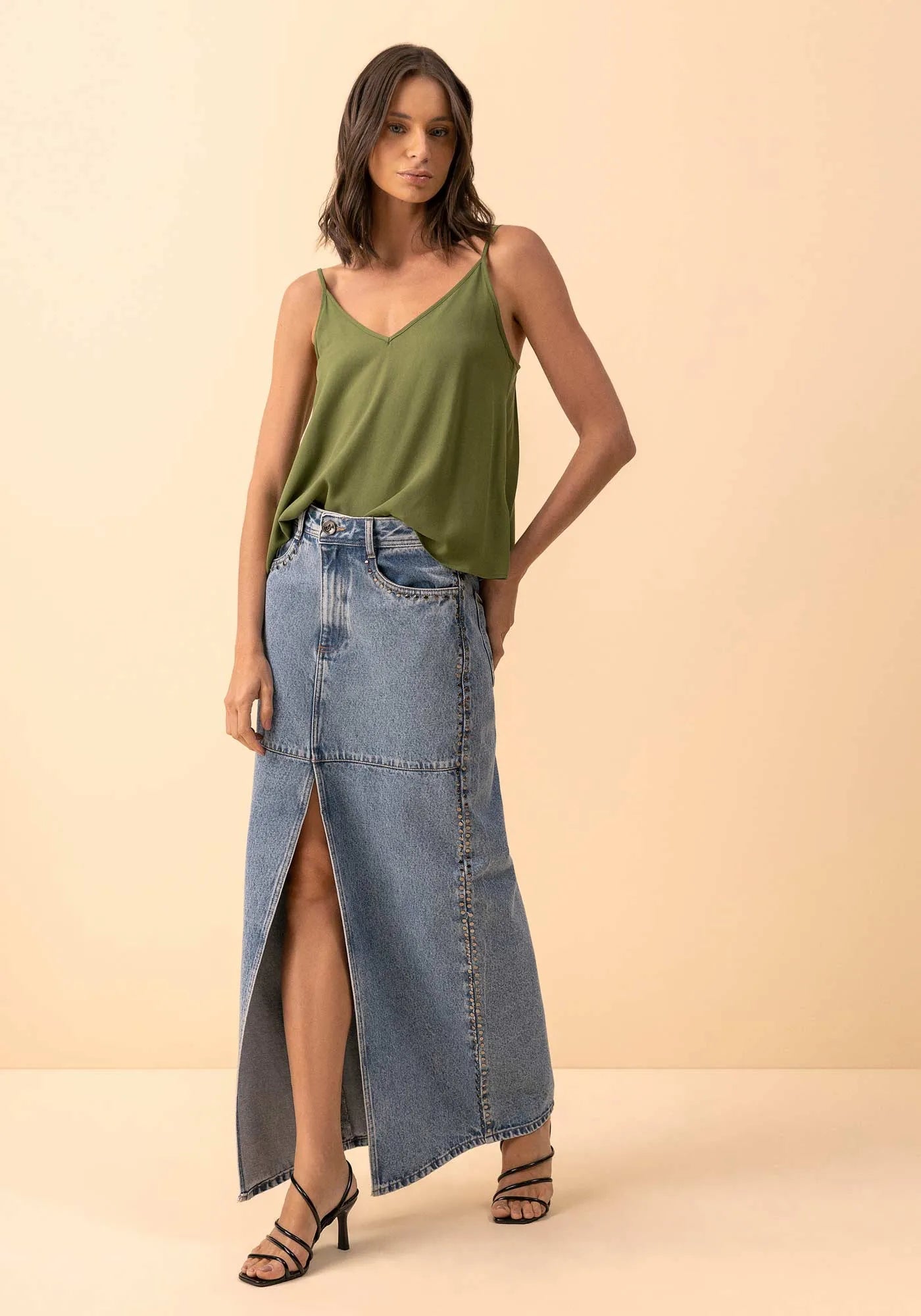 BLUSA REGATA COM ALÇAS ESSENTIAL LEZ A LEZ